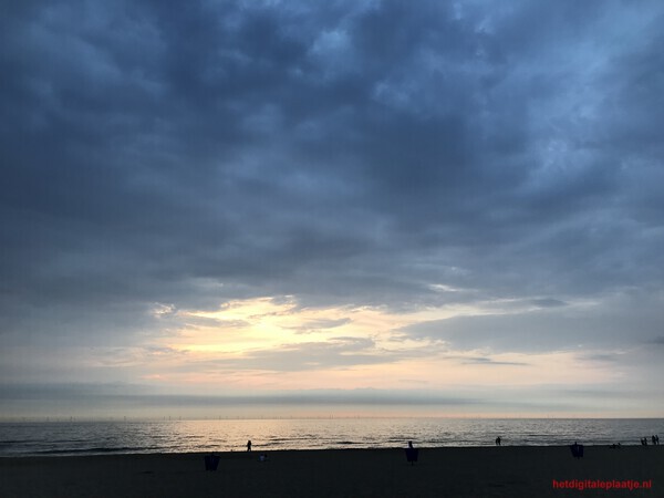 Avondlucht bij Katwijk a/Zee