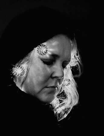 Tussen licht en leegte